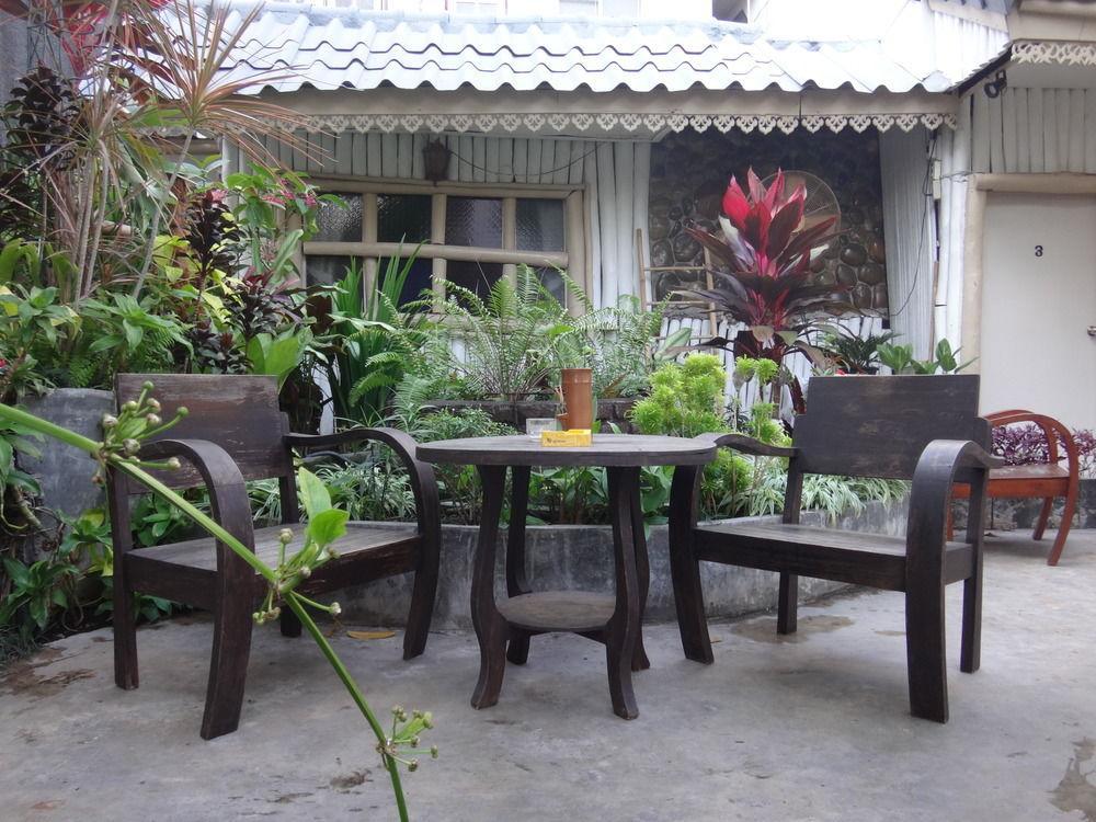 Stay With Me Guest House Chiang Mai Exterior photo