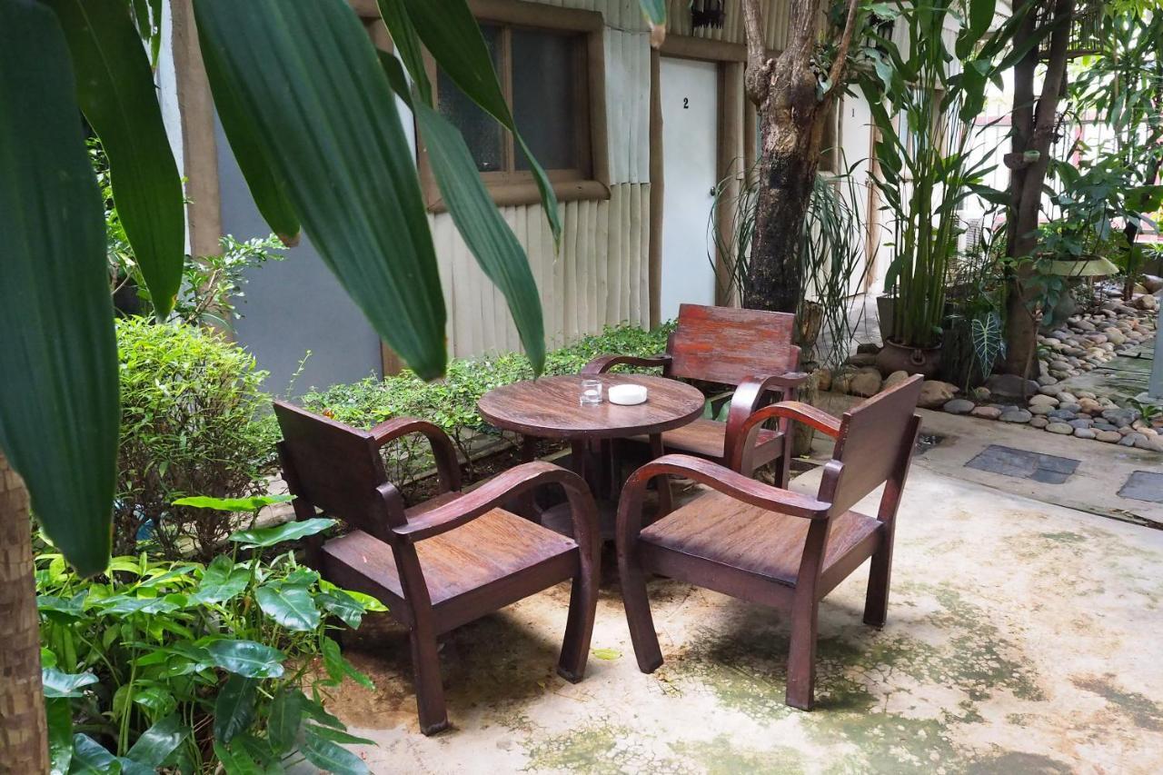 Stay With Me Guest House Chiang Mai Exterior photo