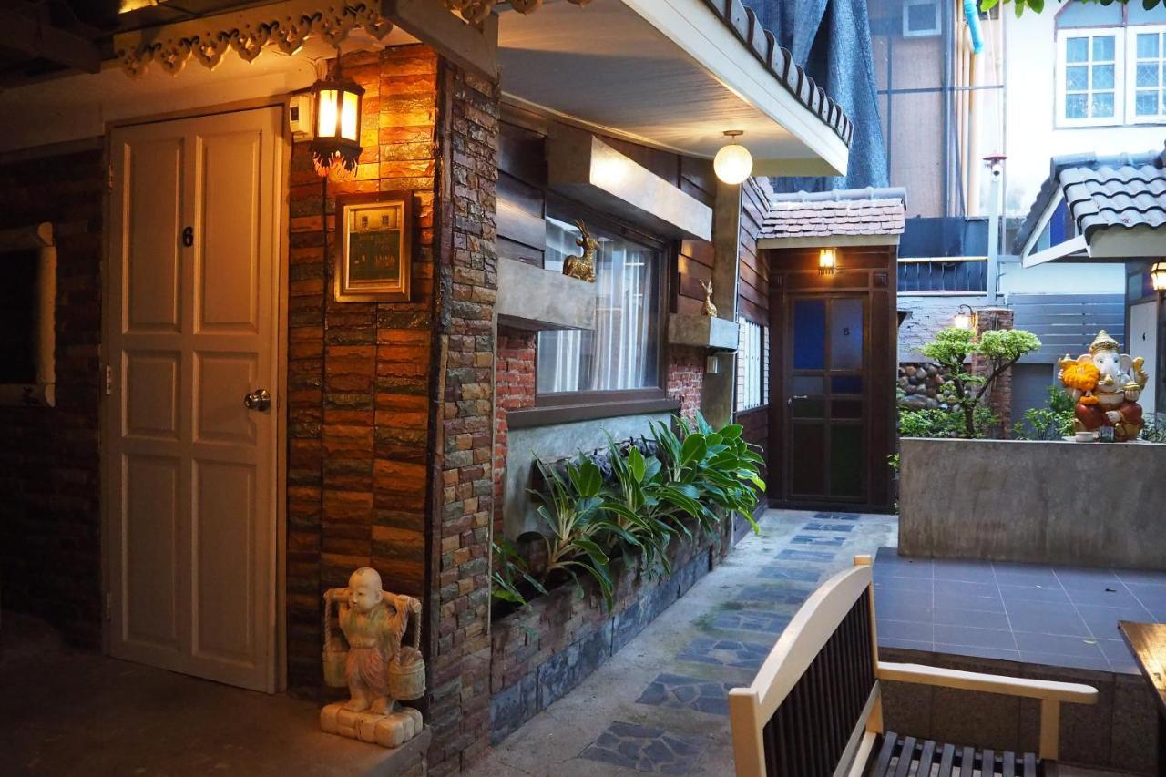 Stay With Me Guest House Chiang Mai Exterior photo