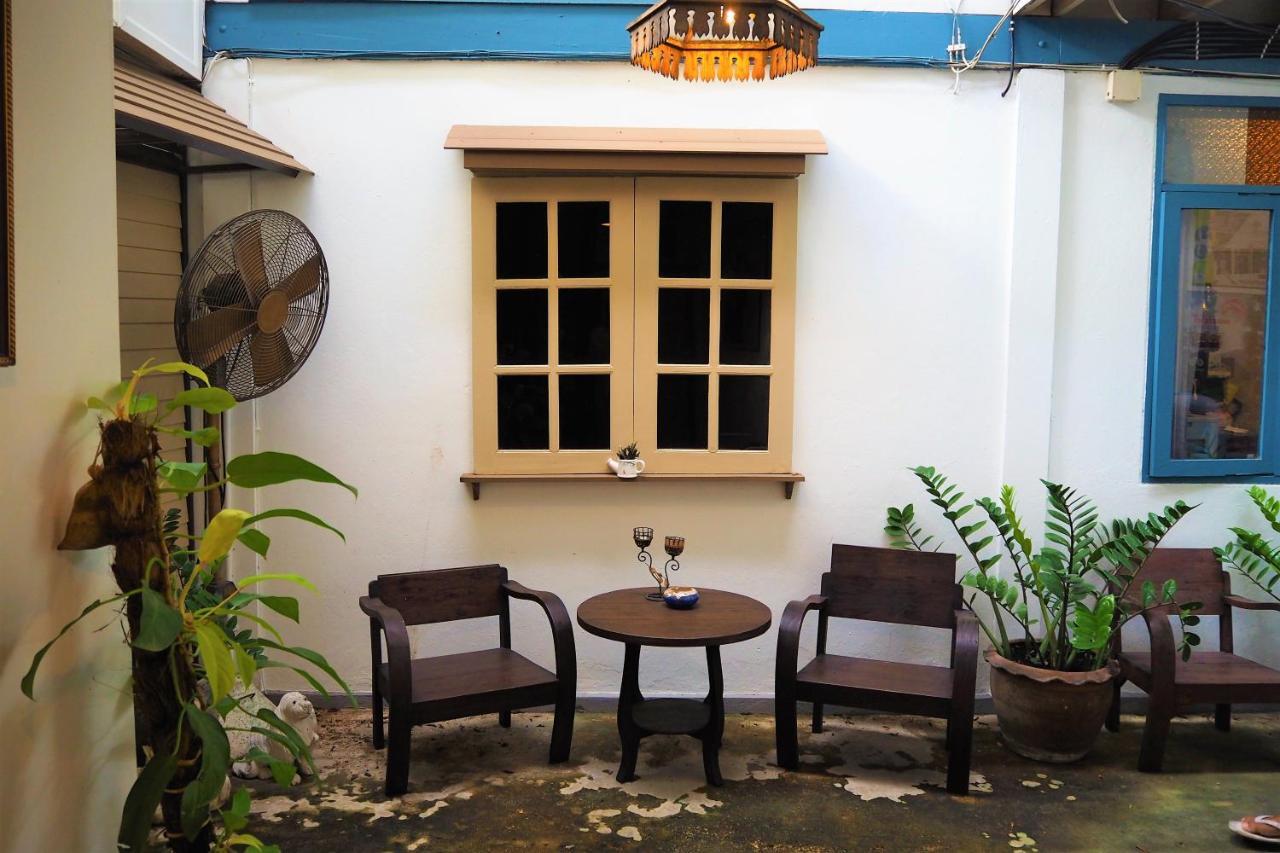 Stay With Me Guest House Chiang Mai Exterior photo