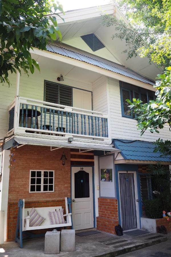 Stay With Me Guest House Chiang Mai Exterior photo