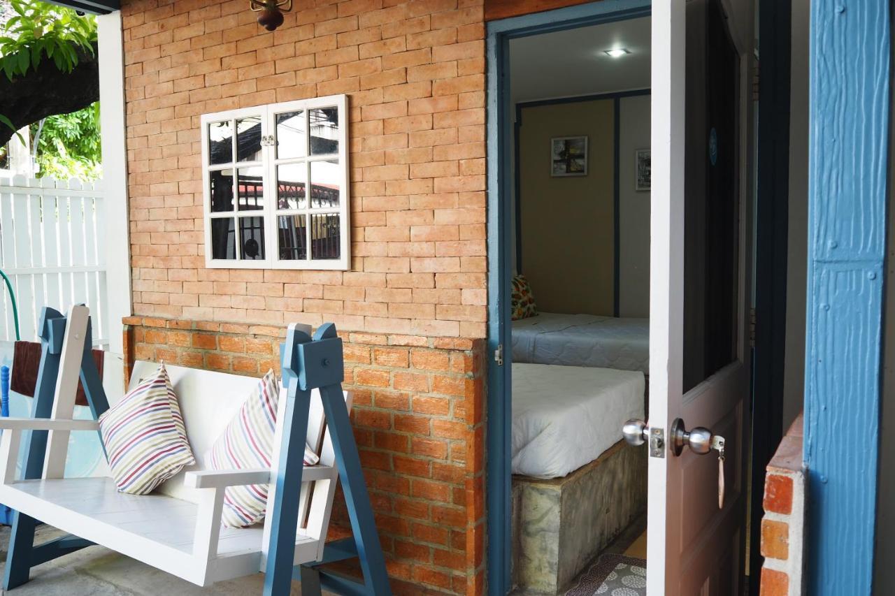 Stay With Me Guest House Chiang Mai Exterior photo